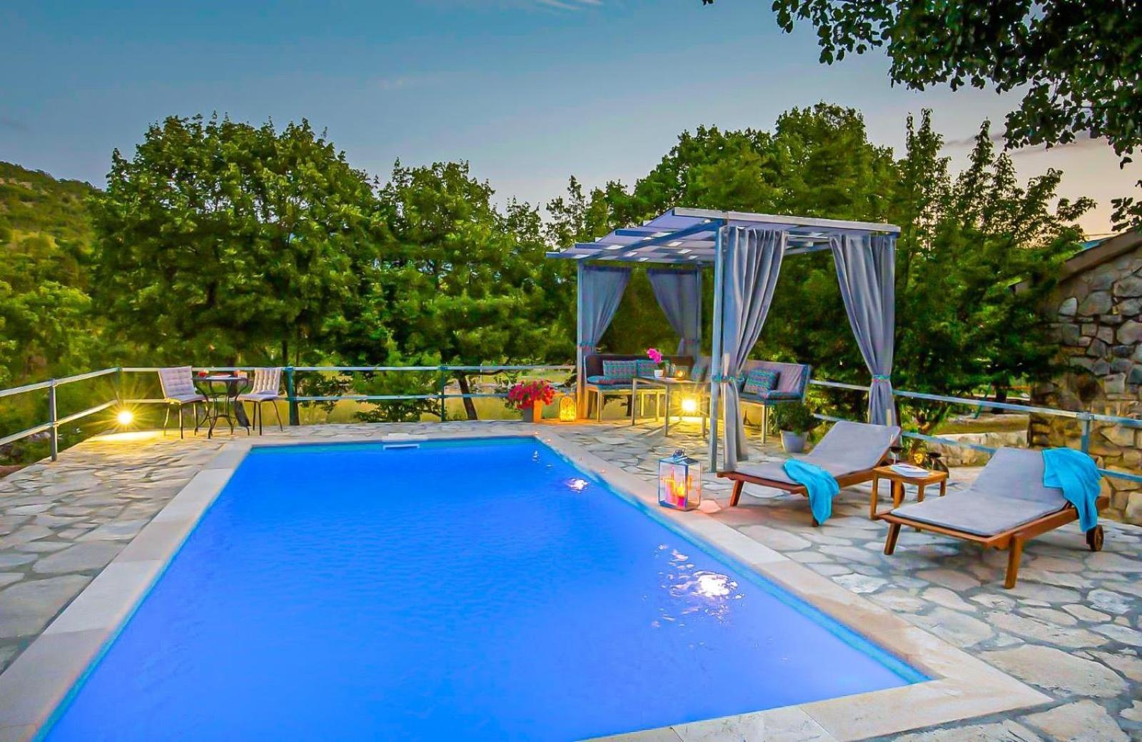 Villa Ognjistar In The Hinterland Of Makarska Riviera Zmijavci Exterior photo